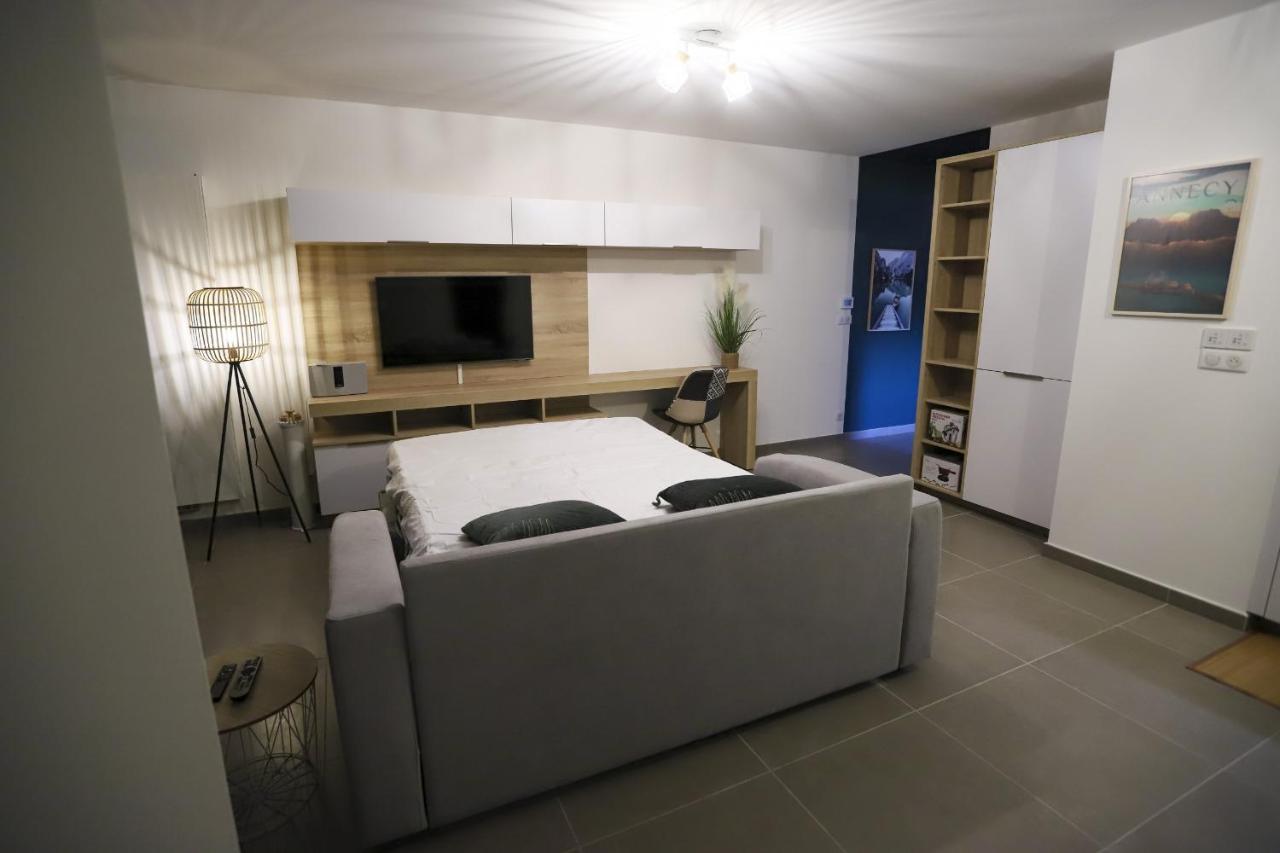 La Plume Vue Lac 3 Etoiles - Garage Prive, Secteur Recherche, Moderne & Tout Equipe, 6 Personnes Annecy Exterior foto