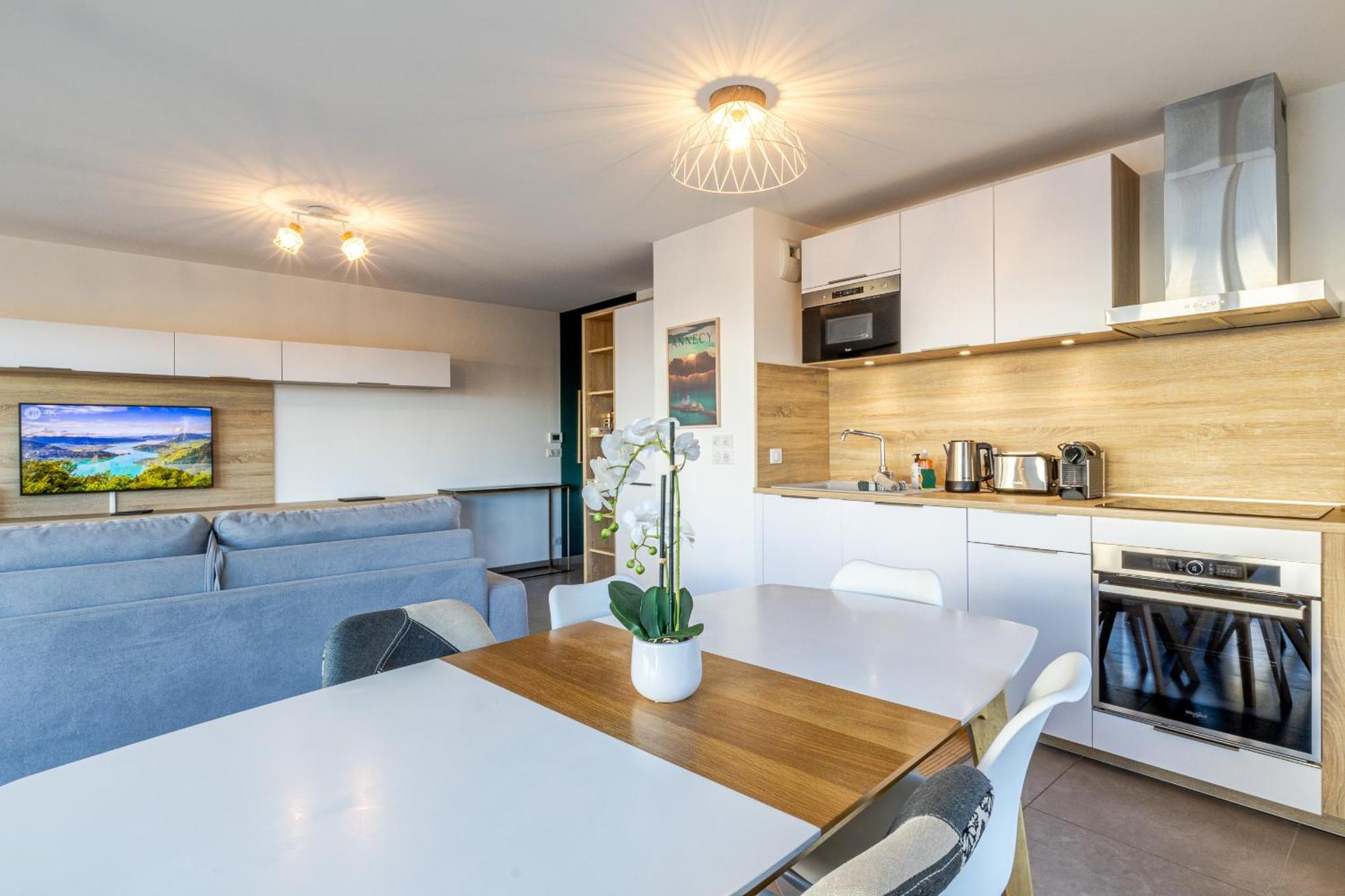 La Plume Vue Lac 3 Etoiles - Garage Prive, Secteur Recherche, Moderne & Tout Equipe, 6 Personnes Annecy Exterior foto